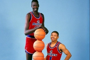 球衣将被黄蜂退役！博格斯身高仅1米6是NBA历史最矮的球员